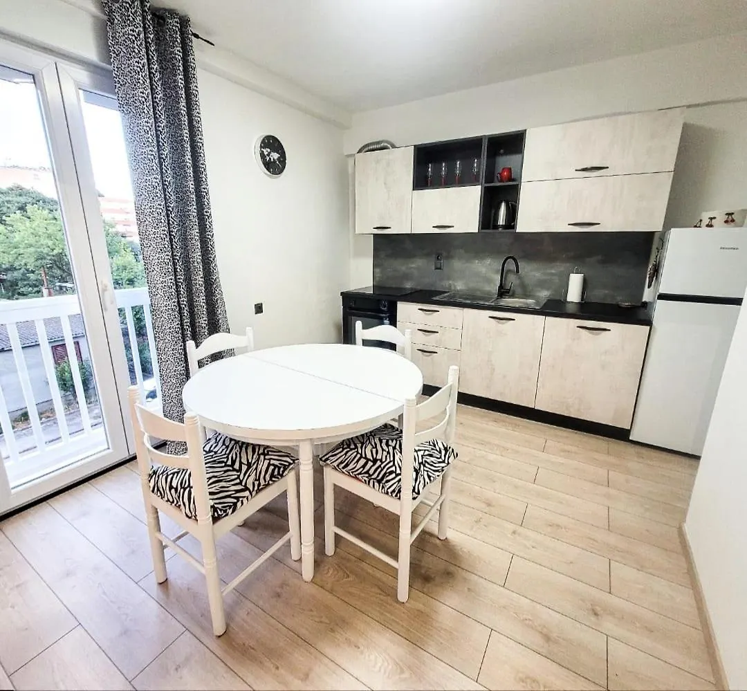 Apartamento Nila Zadar