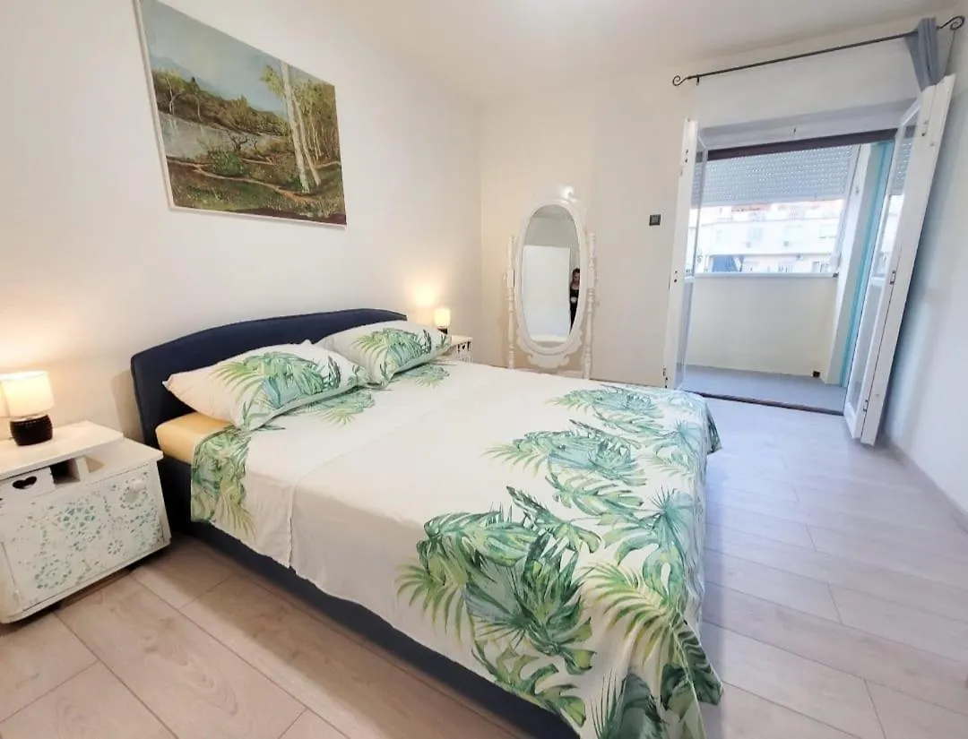 Apartamento Nila Zadar